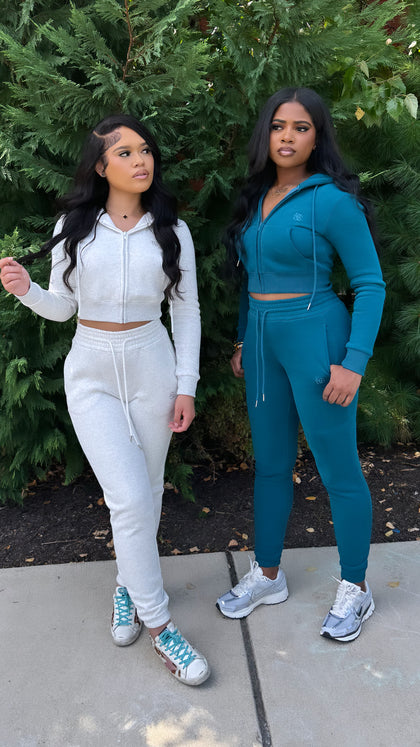 Ayari Sweat Suit